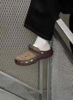 CROCS YUKON – PREMIUM TRENDING FOOTWEAR