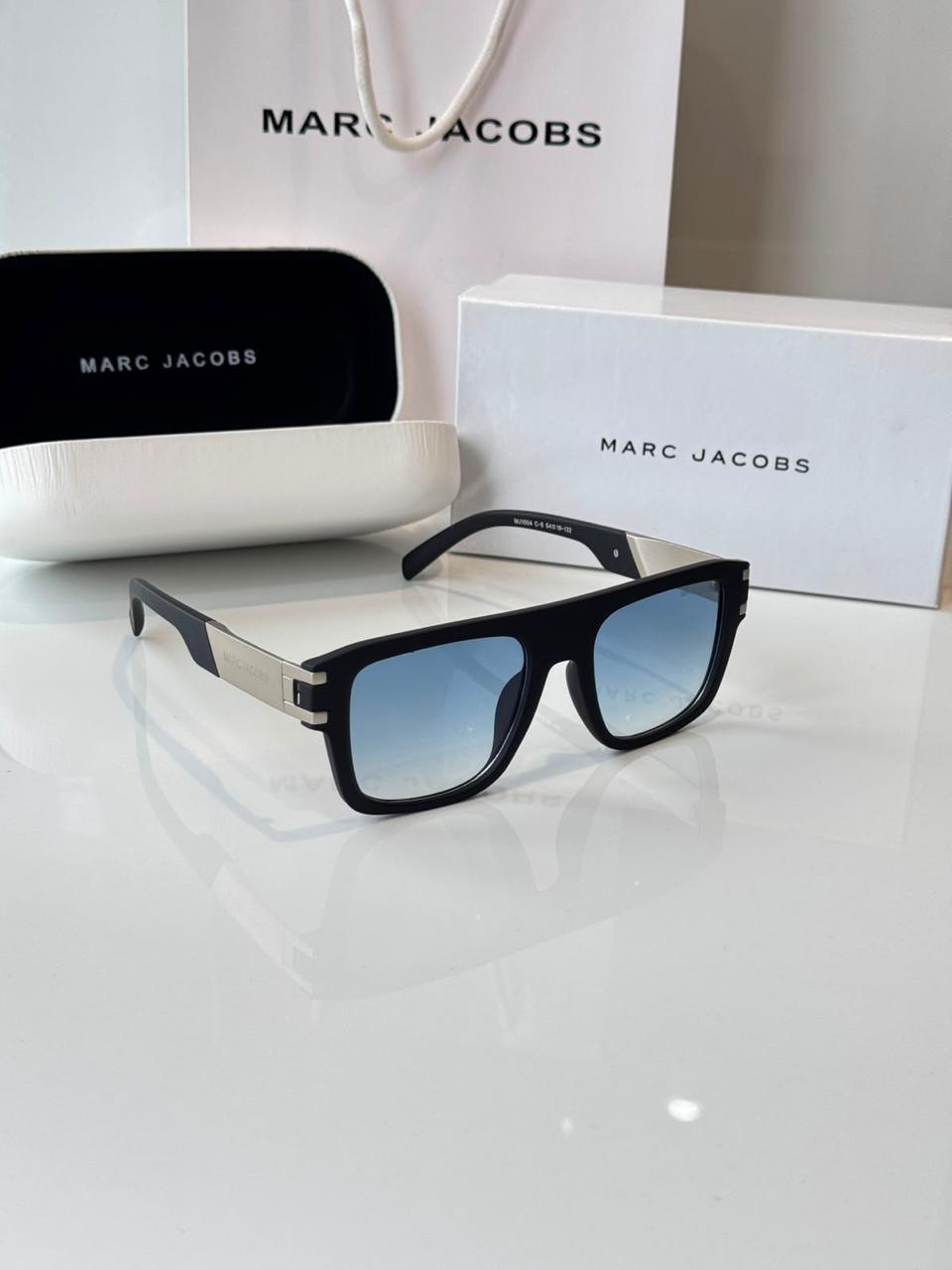 MARC JACOBS BLACK SUNGLASSES – BLUE SHADE